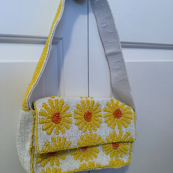 🌼Sol & Mer Beaded Flower Bag - Yellow Daisies - Picture 1 of 5